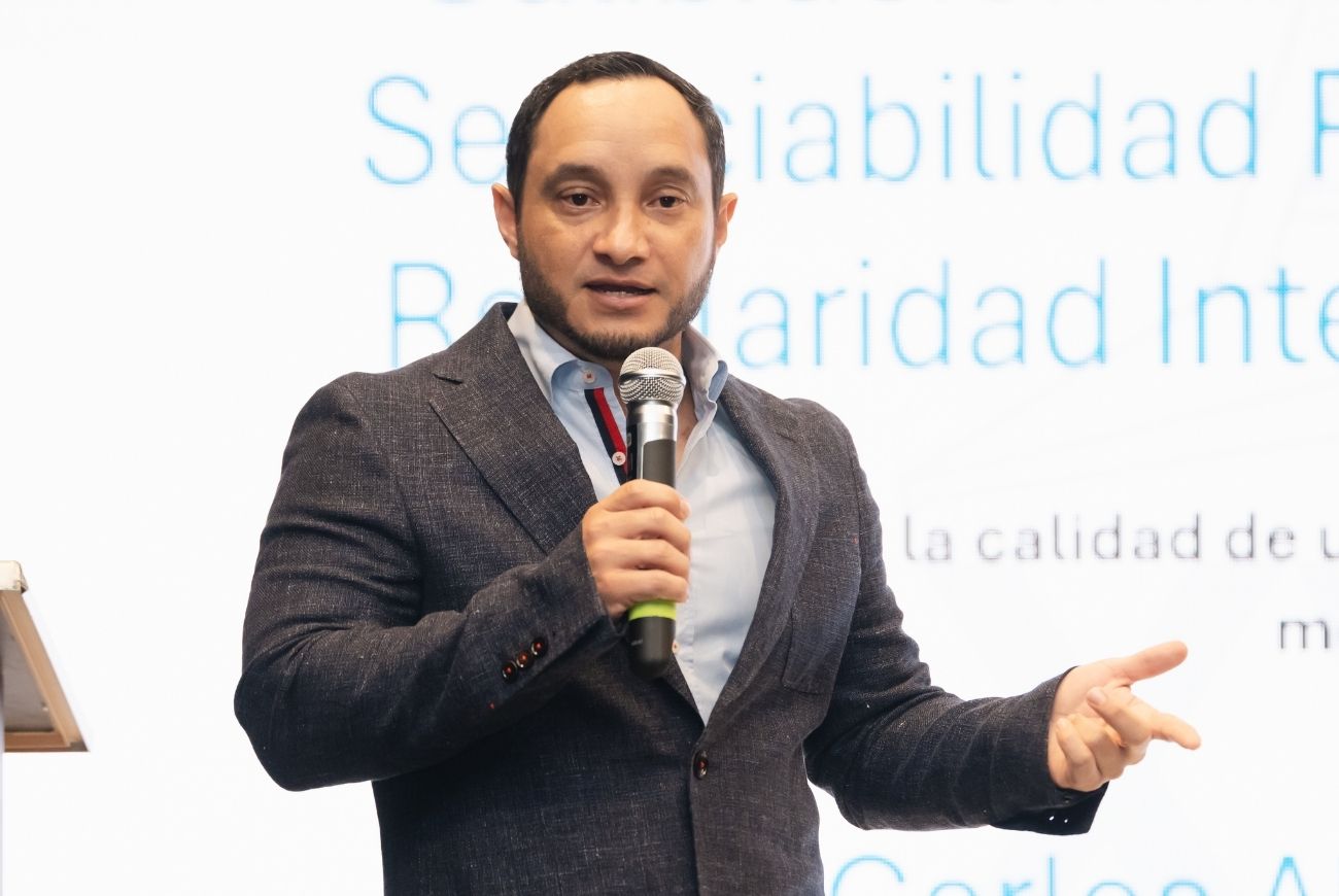 Ing. Alberto Urcina: Calibración del PSI e IRI para mejorar las carreteras de Honduras