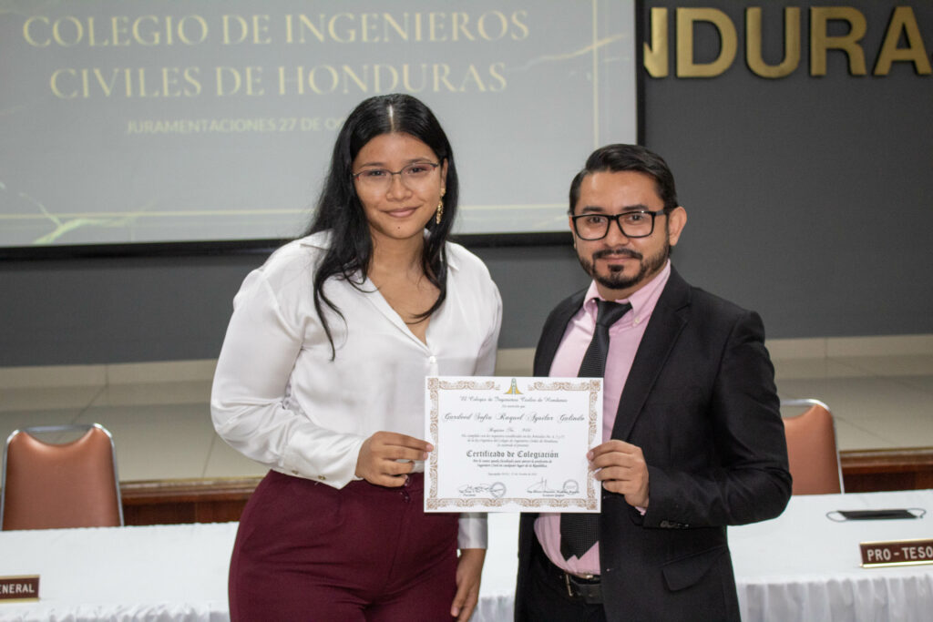 Ceremonia De Juramentación Nuevos Agremiados Colegio De Ingenieros