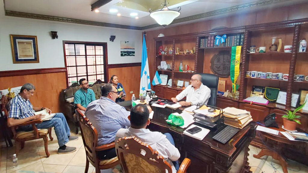 Reunión acercamiento CICH con Municipalidad de Choloma